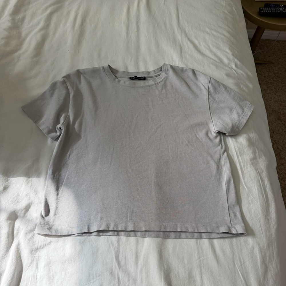 Zara Light Gray Short Sleeve Crewneck Tee